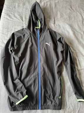 Puma lightweight running jacket